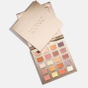 3/$50 ICONIC LONDON
Sunset To Sunrise Eyeshadow Palette